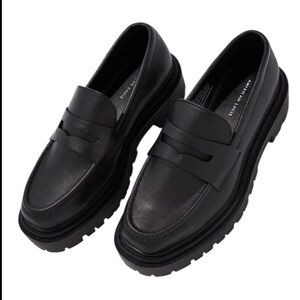 American Eagle Women’s Black Platform Lug Loafer 8 
90’s Style Chunky Gorpcore